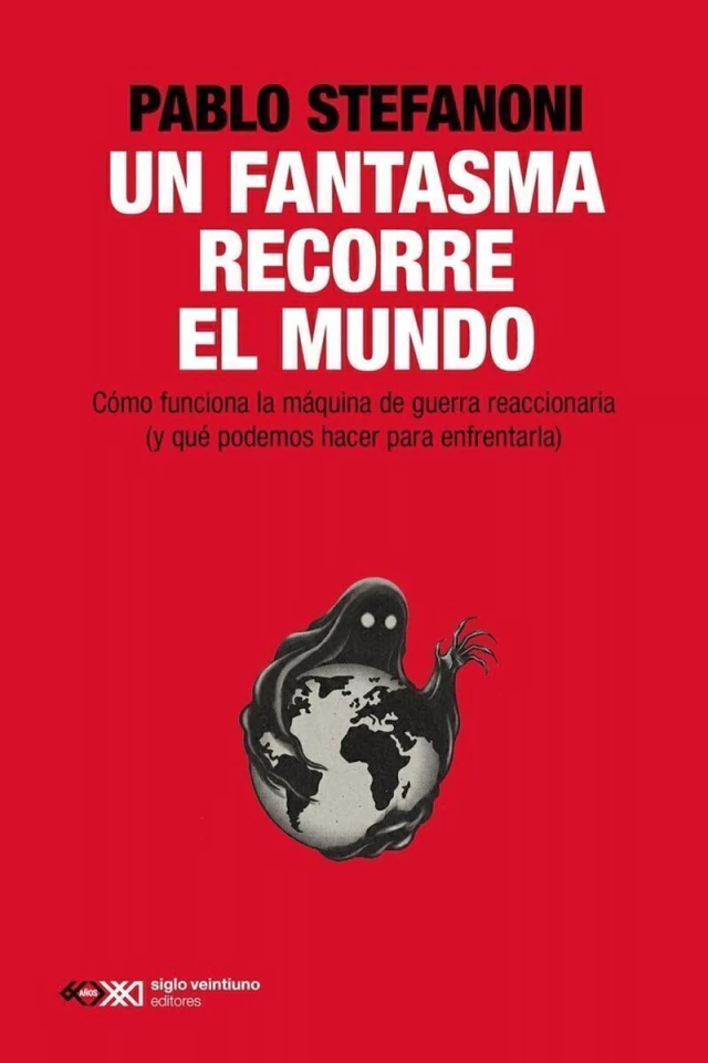 UN FANTASMA RECORRE EL MUNDO